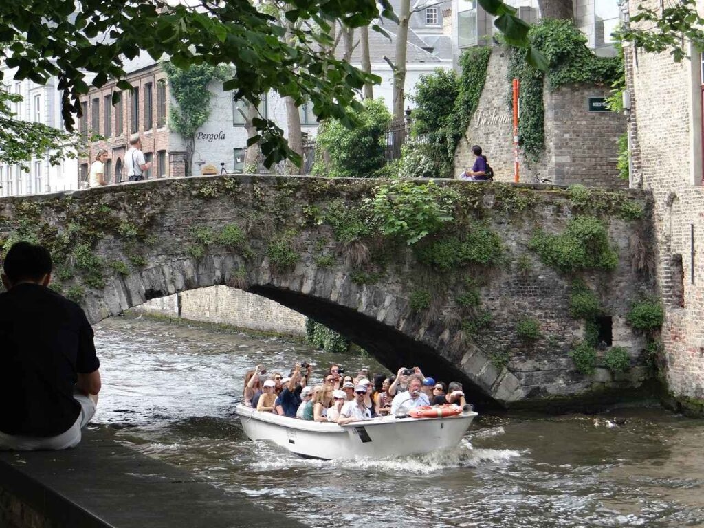 Canal Cruises