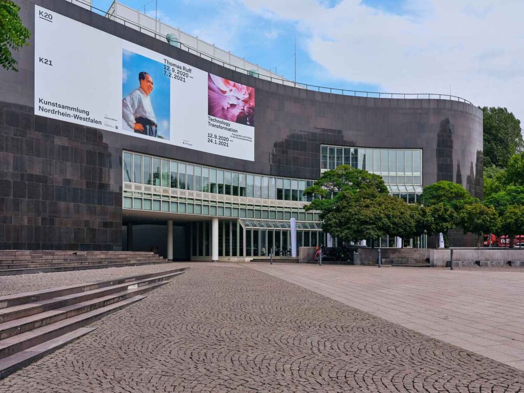 Kunstsammlung NRWK20K21 Ar0t Museums