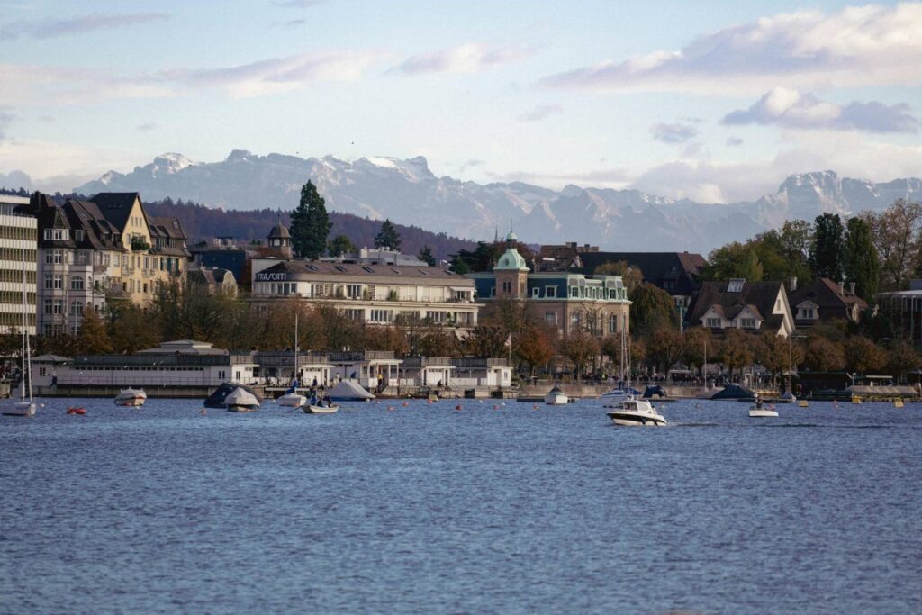 Lake Zurich Zrichsee