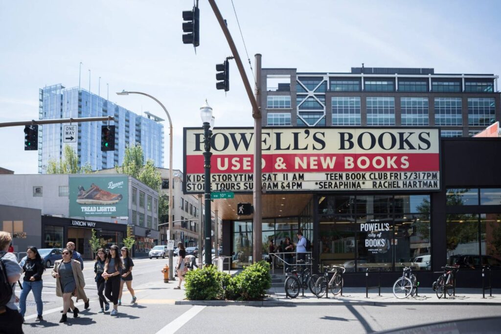 Powells City of Books