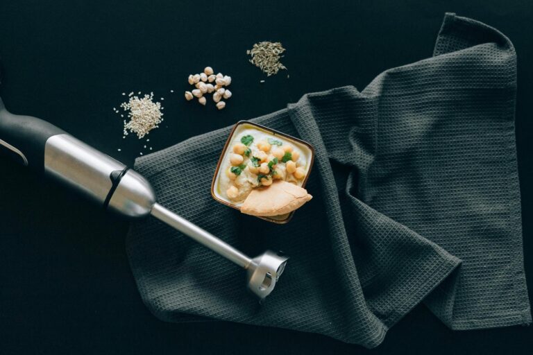 electric hand blender
