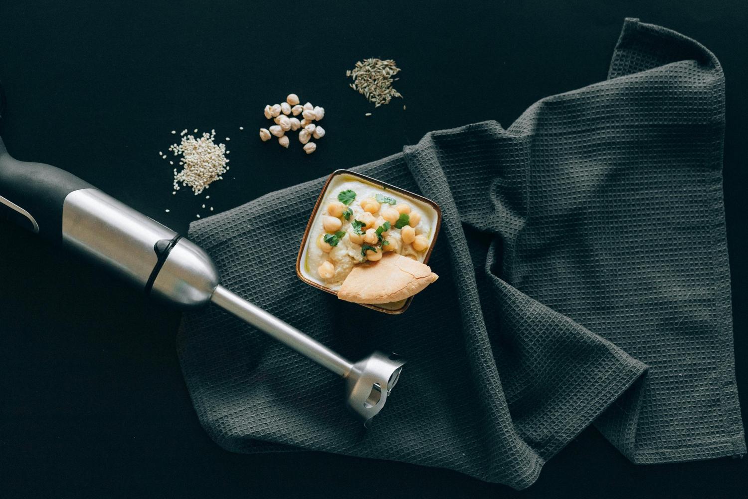 electric hand blender