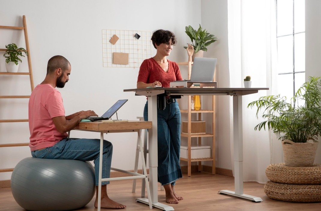 height adjustable table cover pic