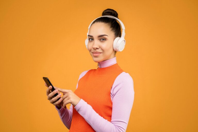 wireless headphone cover pic