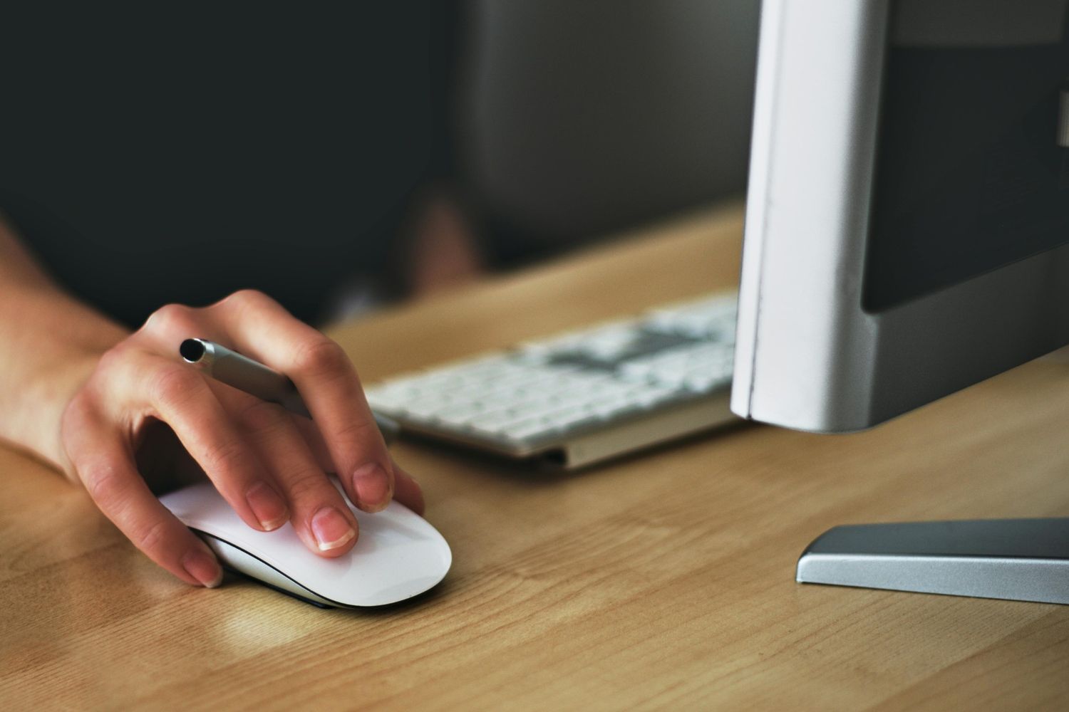 wireless mouse cover pic