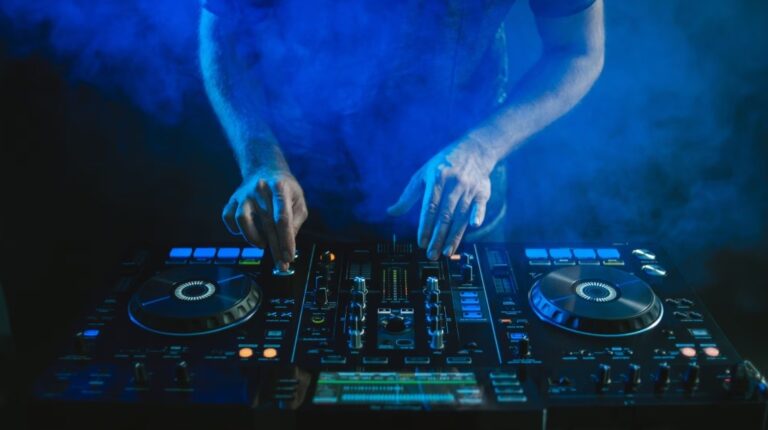 dj controller cover pic
